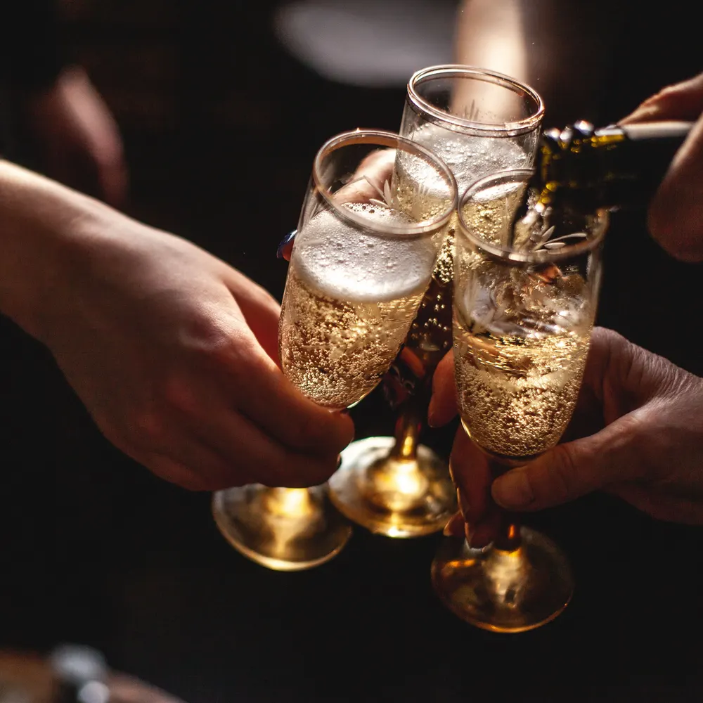 Champagne & Sparkling Wine